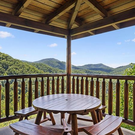 Amazing Views, Pool, Hot Tub, Game Room เซอเวียร์วีล ภายนอก รูปภาพ